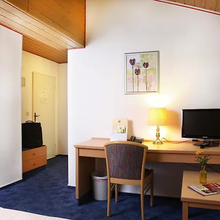 哈尔索夫酒店 3*