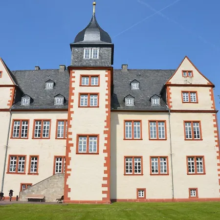 哈尔索夫酒店 3*